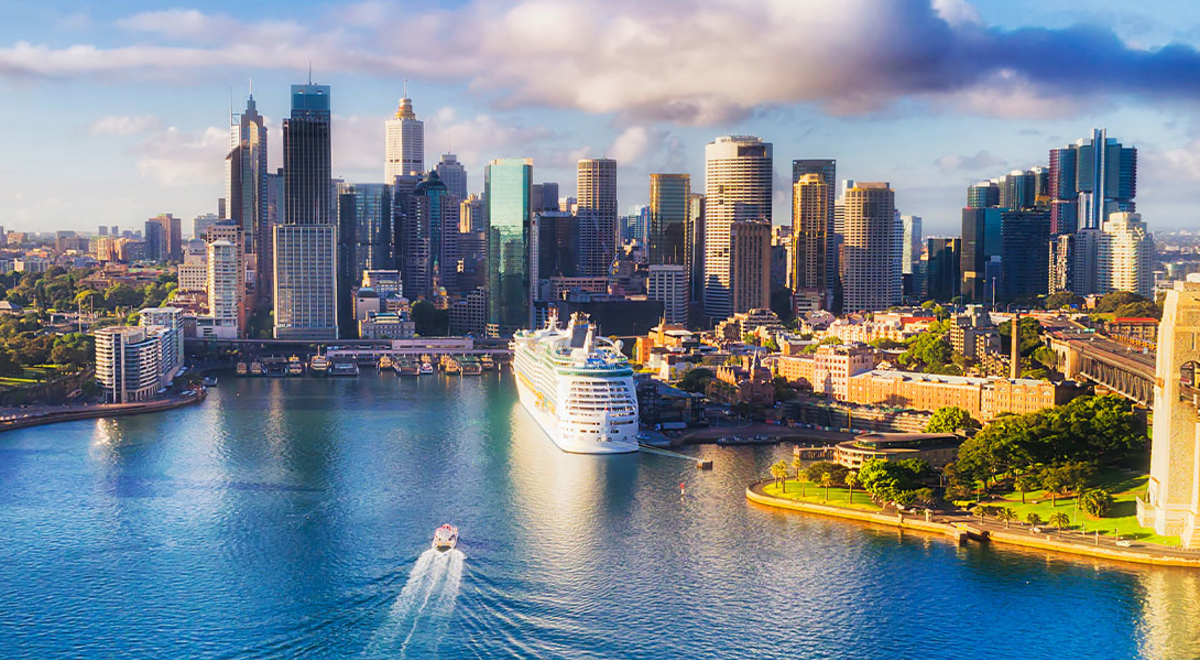 8 Tips for Flying to Australia Flight Centre UK