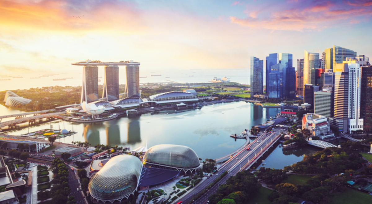 Aerial view of Singapore skyline business district and cityscape at twilight in Singapore, Asia
