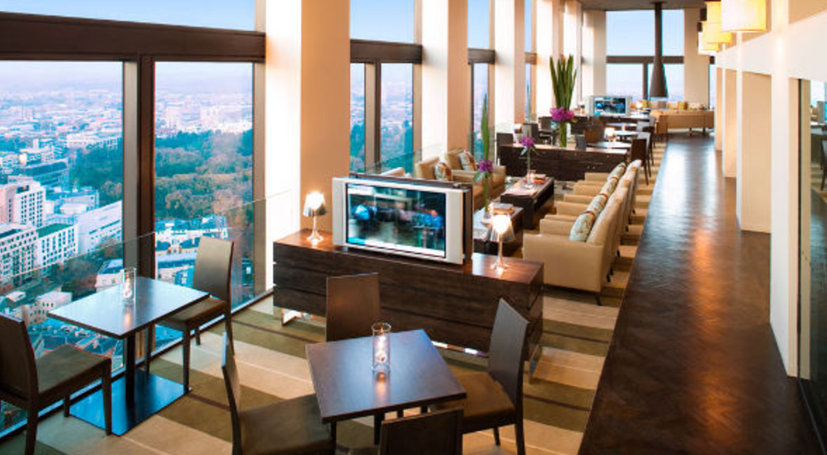 Beautiful view of Melbourne from Sofitel Hotel Club 