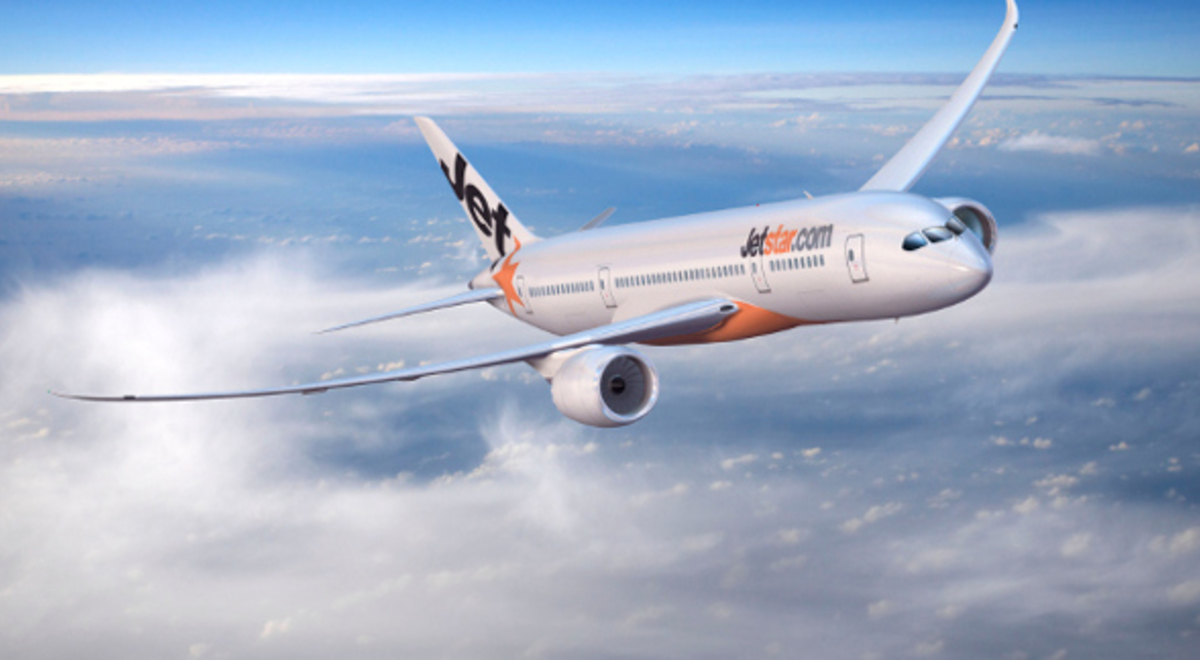 Commercial airplane in flight