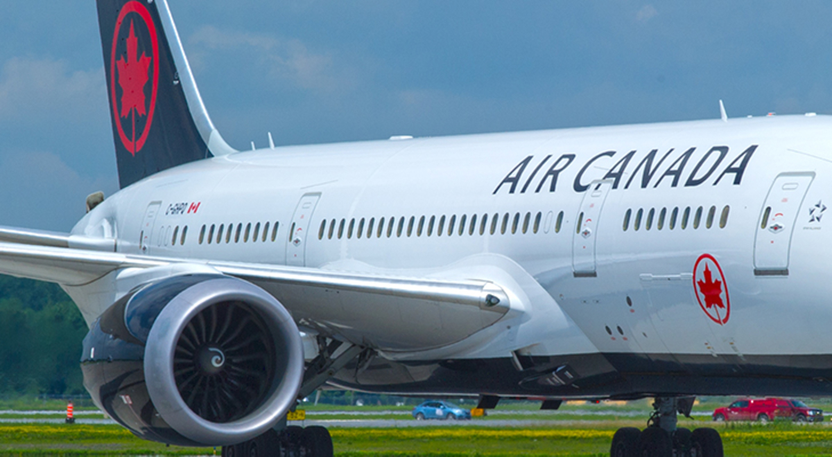 Air Canada Boeing 787-8 Dreamliner aircraft on runway