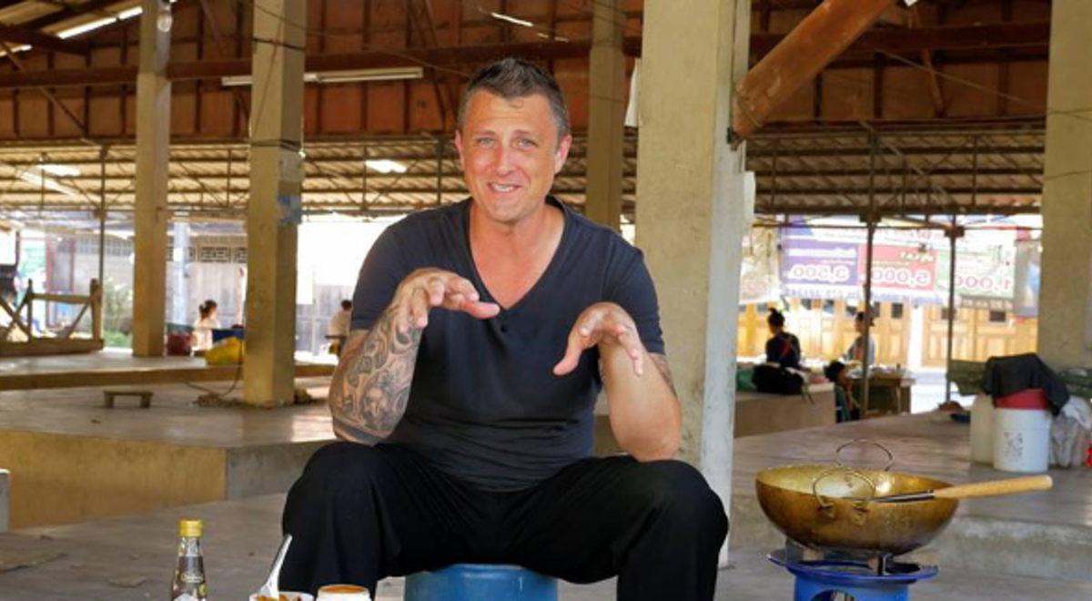 Chef Duncan preparing Thai food 