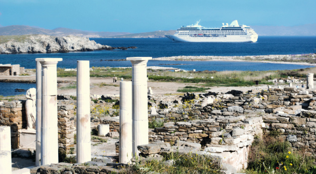 Large cruise ship in the ocean 