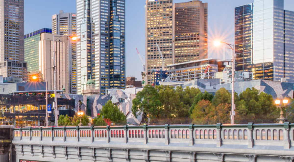 melbourne at dusk 