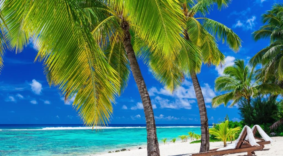 Rarotonga tropical beach