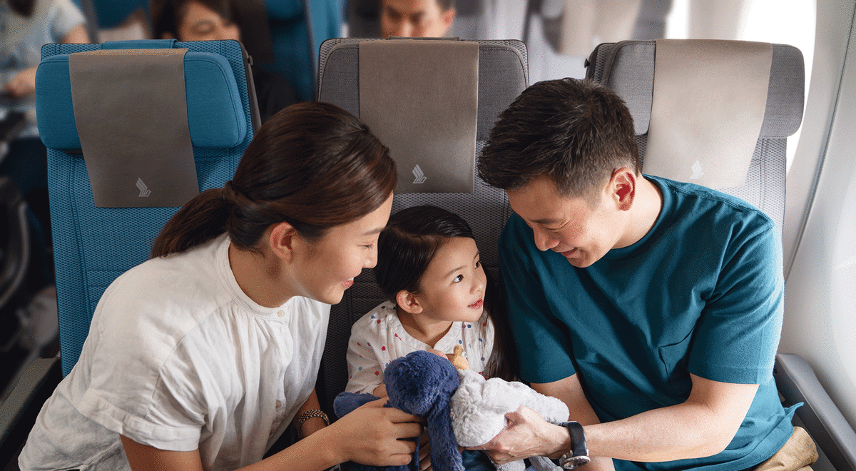Singapore Airlines Economy Class family