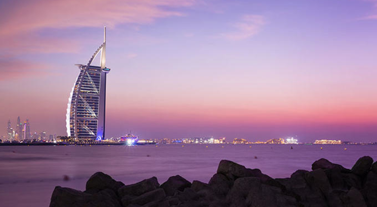 rs-burj-al-arab-dubai-shutterstock_528282685.jpg