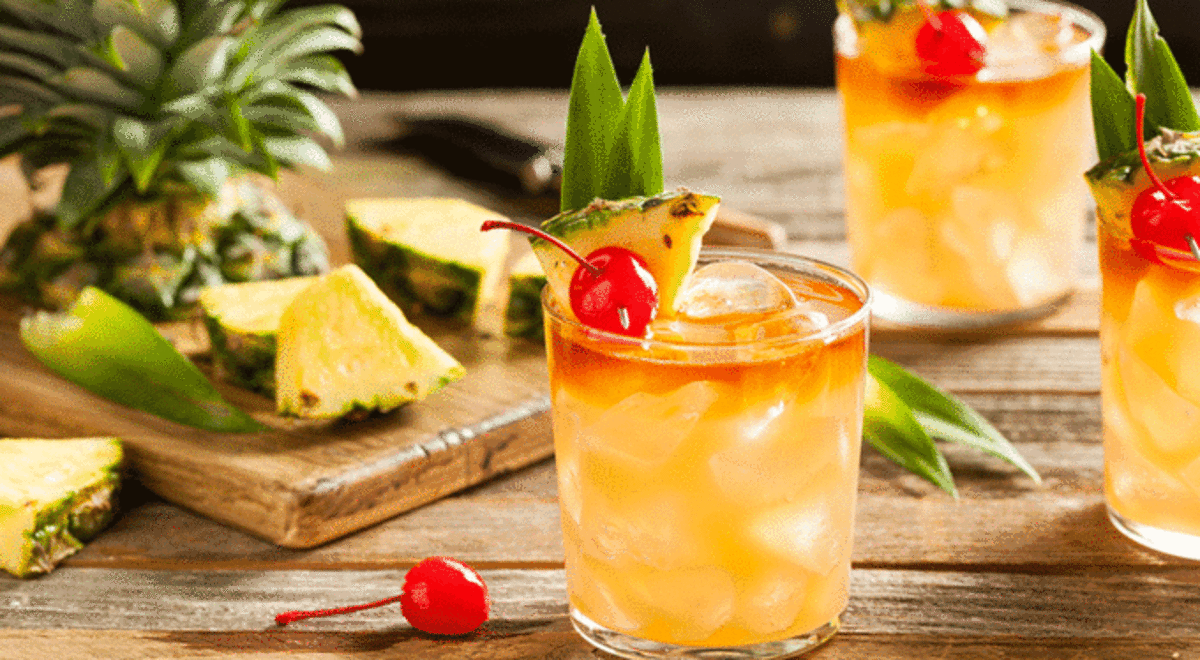 rs-mai-tai-cocktail-shutterstock_449441356.gif