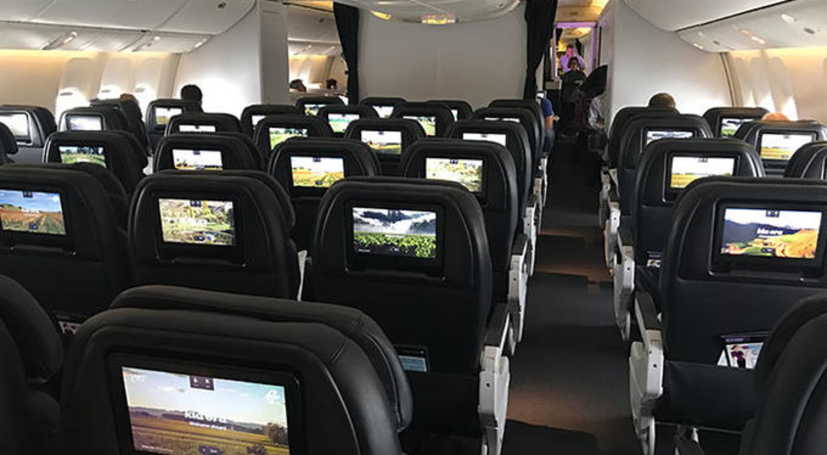rs-the-air-new-zealand-premium-economy-cabin.jpg