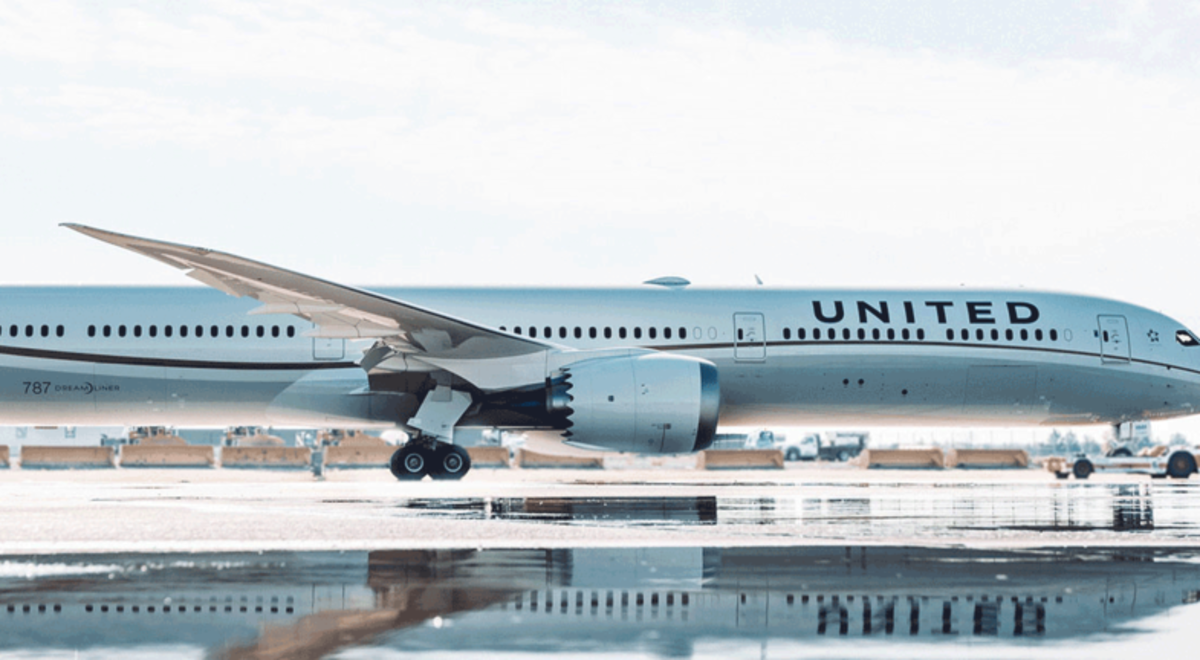 United Airlines aircraft
