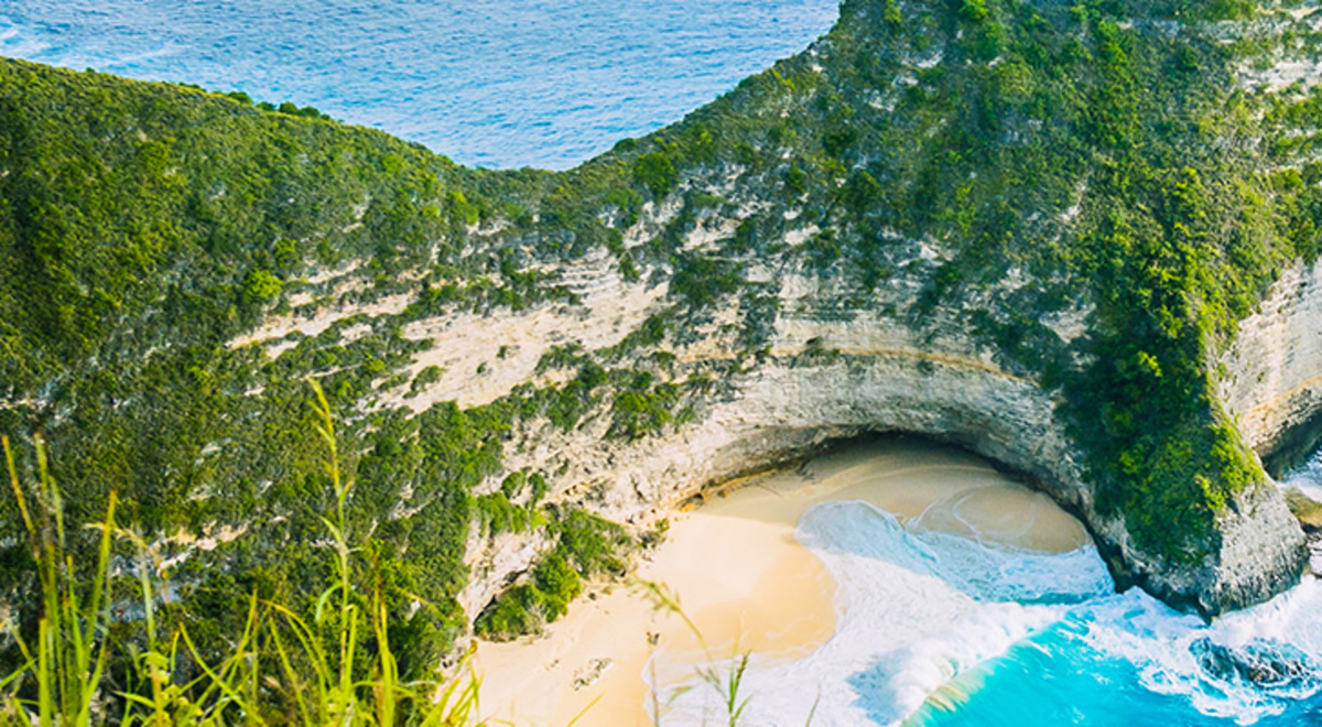 A beautiful view of one of Bali's beaches