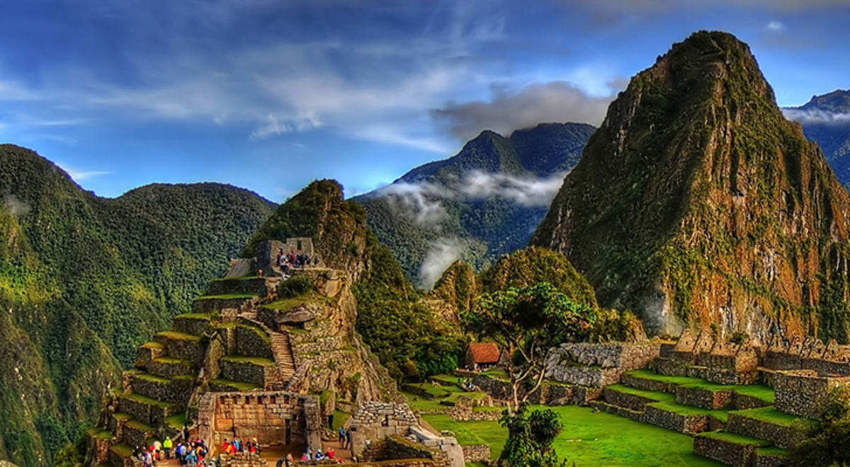 Image of the  old Inca city of Machu Picchu in the mountains