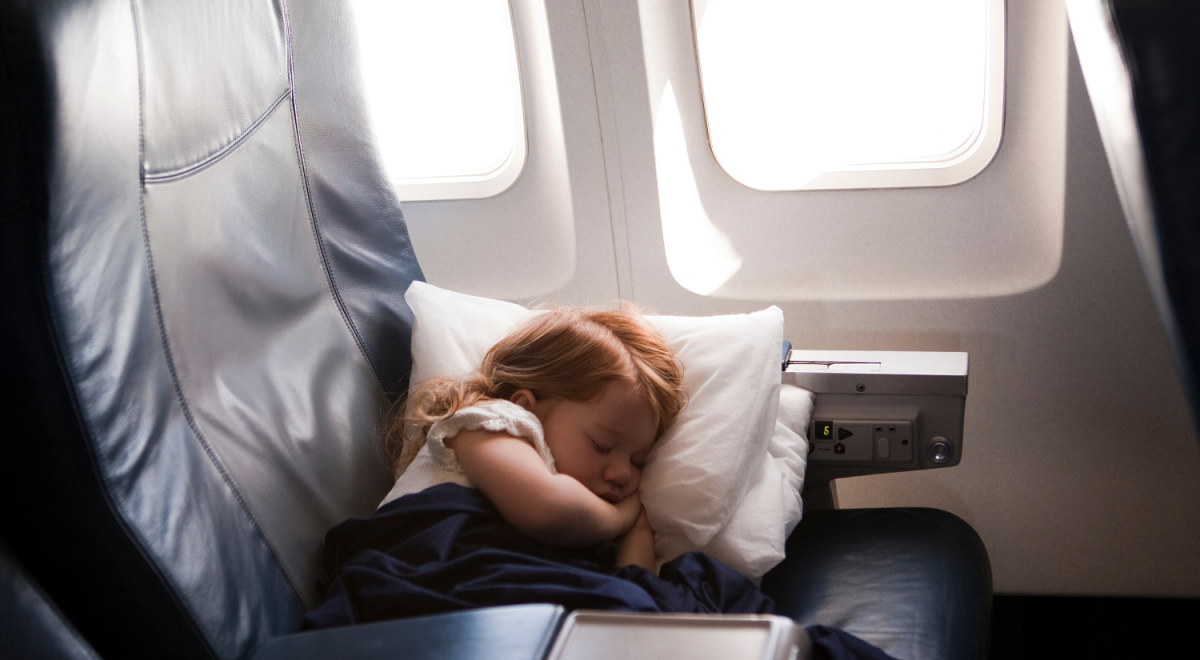 Life Hacks Make An Airplane Sleep Kit.png
