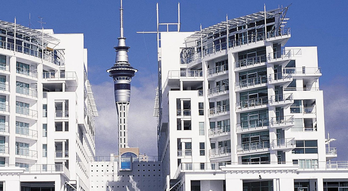 Auckland Hilton with sky tower behind