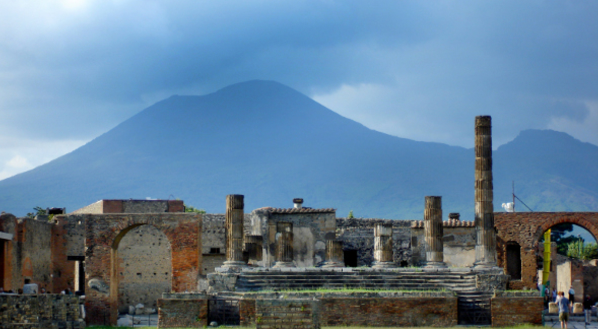 Pompeii and Mt Vesuvius
