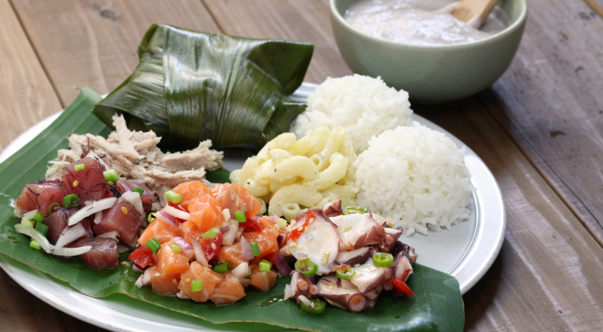 Platter of Hawaiian food