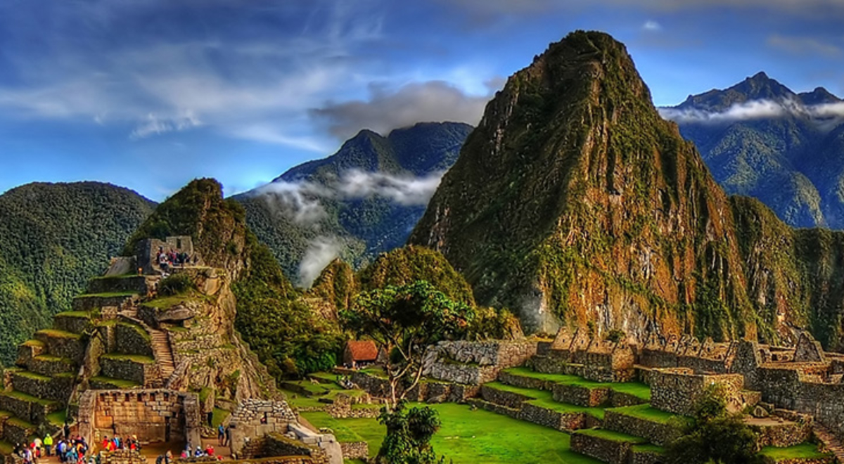 Image of the  old Inca city of Machu Picchu in the mountains