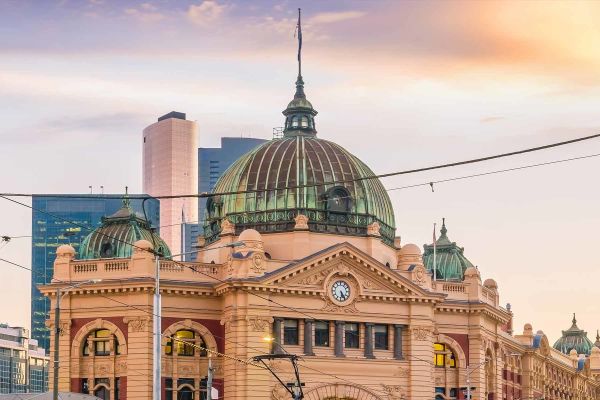 Tram out the front of Melbourne city hall