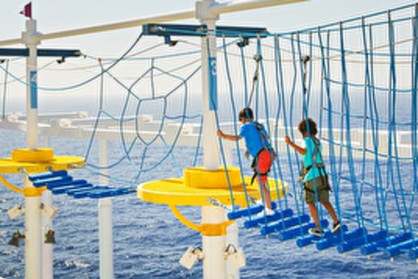 https://static.traveltek.net/cruisepics/local_shipimages_large/1779367747.png