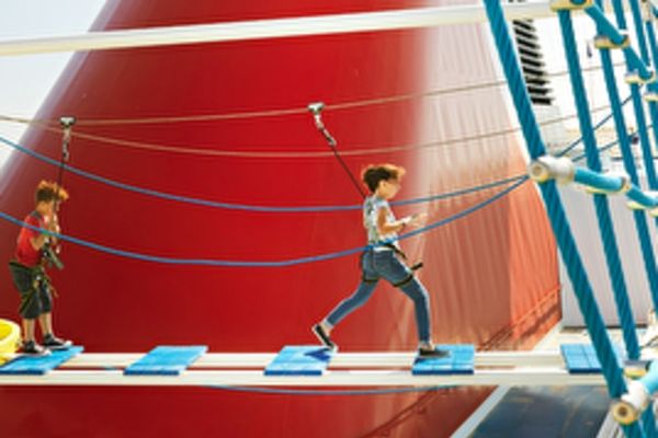 https://static.traveltek.net/cruisepics/local_shipimages_large/1779379804.png