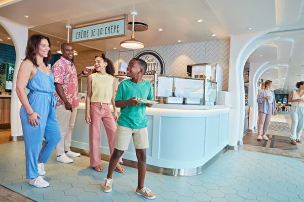 https://static.traveltek.net/cruisepics/local_shipimages_large/1779812921.png