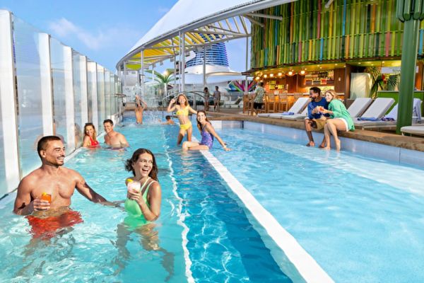 https://static.traveltek.net/cruisepics/local_shipimages_large/1779812971.png
