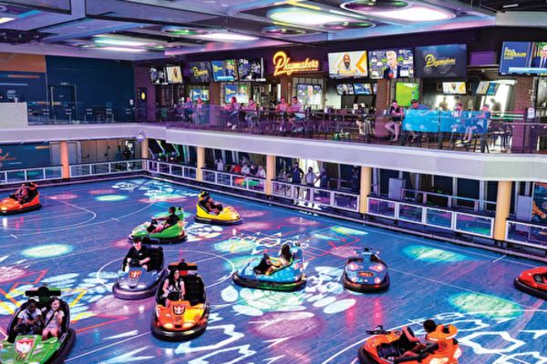 https://static.traveltek.net/cruisepics/local_shipimages_large/1779871127.png