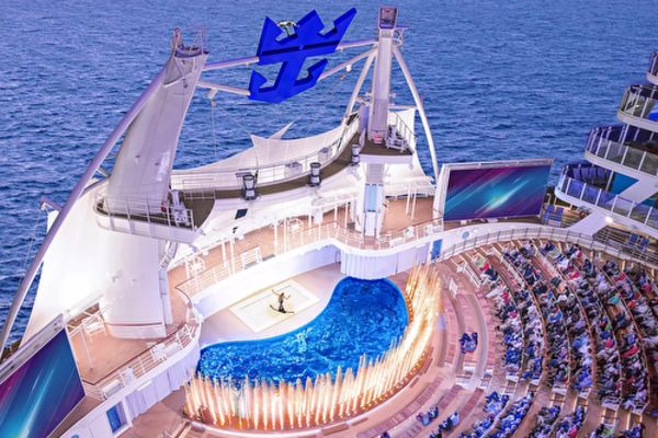 https://static.traveltek.net/cruisepics/local_shipimages_large/1780079452.png