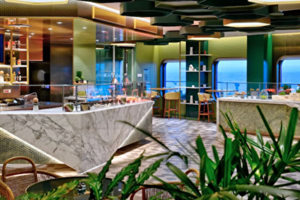 https://static.traveltek.net/cruisepics/local_shipimages_large/1780395442.png
