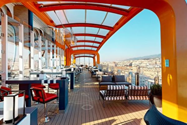 https://static.traveltek.net/cruisepics/local_shipimages_large/1780473450.png