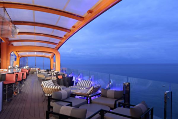 https://static.traveltek.net/cruisepics/local_shipimages_large/1780479245.png