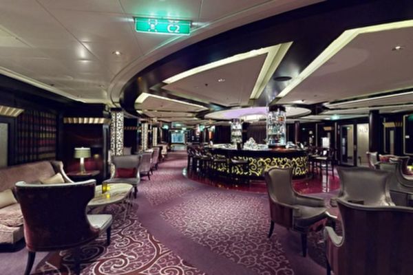 https://static.traveltek.net/cruisepics/local_shipimages_large/1780488440.png