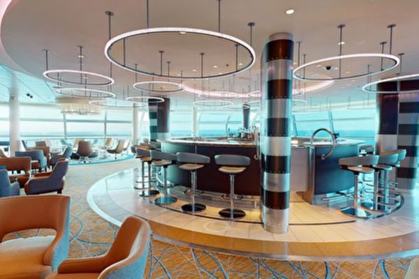 https://static.traveltek.net/cruisepics/local_shipimages_large/1780488577.png