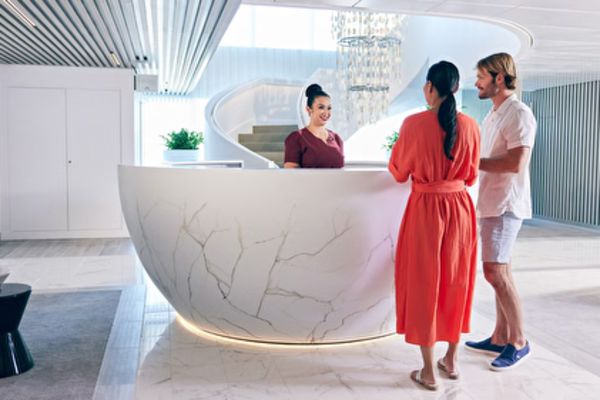 https://static.traveltek.net/cruisepics/local_shipimages_large/1780505323.png