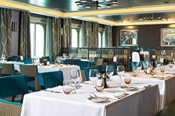 https://static.traveltek.net/cruisepics/local_shipimages_large/1780832366.png
