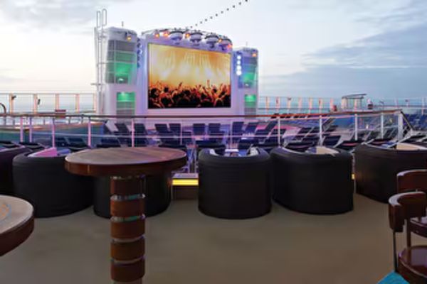 https://static.traveltek.net/cruisepics/local_shipimages_large/1780836622.png