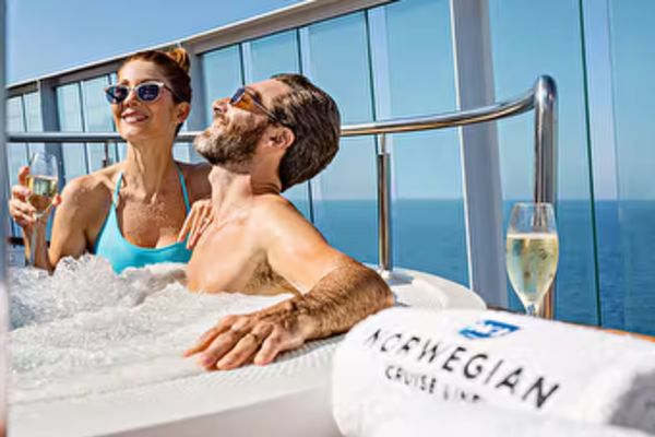 https://static.traveltek.net/cruisepics/local_shipimages_large/1780838736.png