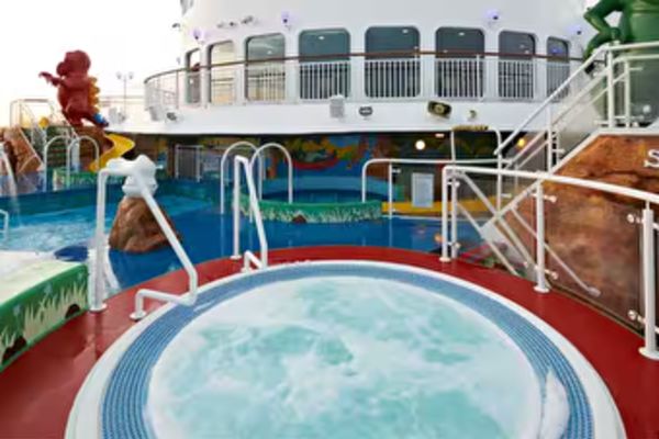 https://static.traveltek.net/cruisepics/local_shipimages_large/1780838853.png