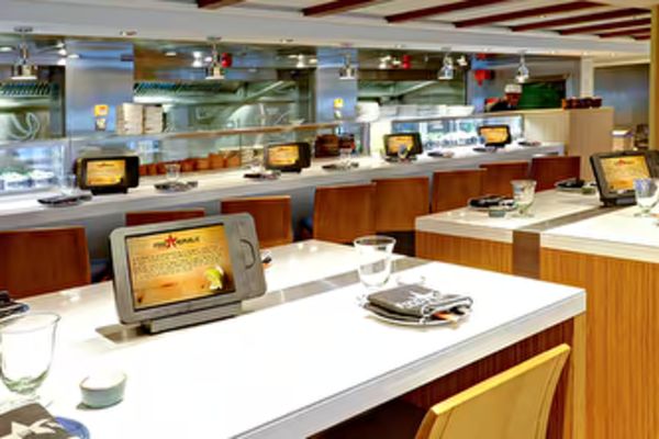 https://static.traveltek.net/cruisepics/local_shipimages_large/1780905411.png