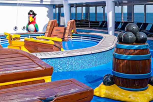 https://static.traveltek.net/cruisepics/local_shipimages_large/1780921392.png