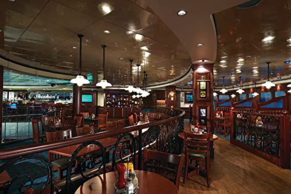 https://static.traveltek.net/cruisepics/local_shipimages_large/1780933881.png