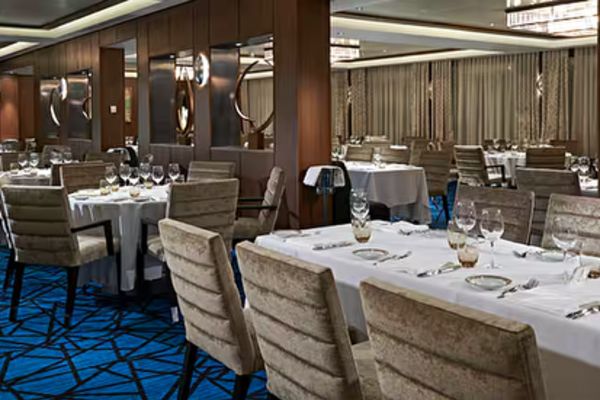 https://static.traveltek.net/cruisepics/local_shipimages_large/1780992625.png