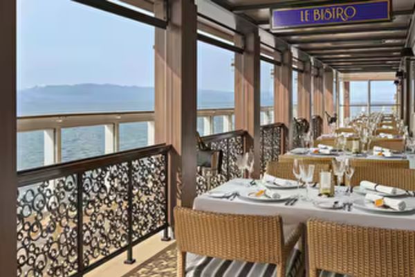 https://static.traveltek.net/cruisepics/local_shipimages_large/1780992692.png