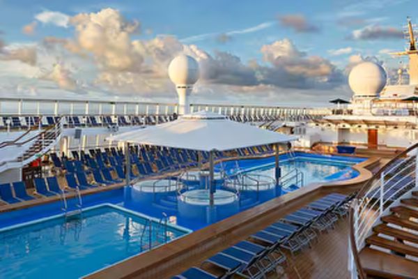 https://static.traveltek.net/cruisepics/local_shipimages_large/1781007308.png