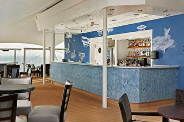 https://static.traveltek.net/cruisepics/local_shipimages_large/1781079839.png