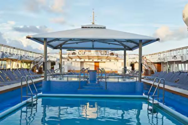 https://static.traveltek.net/cruisepics/local_shipimages_large/1781095562.png