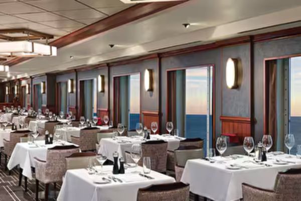 https://static.traveltek.net/cruisepics/local_shipimages_large/1781108675.png