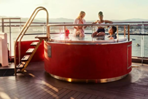 https://static.traveltek.net/cruisepics/local_shipimages_large/1781511728.png