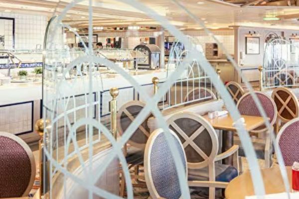 https://static.traveltek.net/cruisepics/local_shipimages_large/1781598634.png