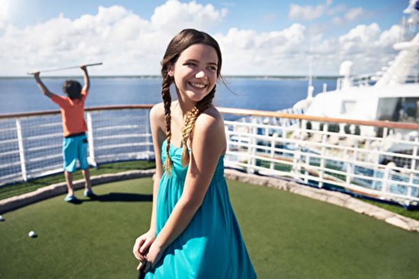 https://static.traveltek.net/cruisepics/local_shipimages_large/1781700853.png